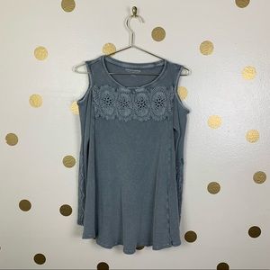Cut out shoulder top